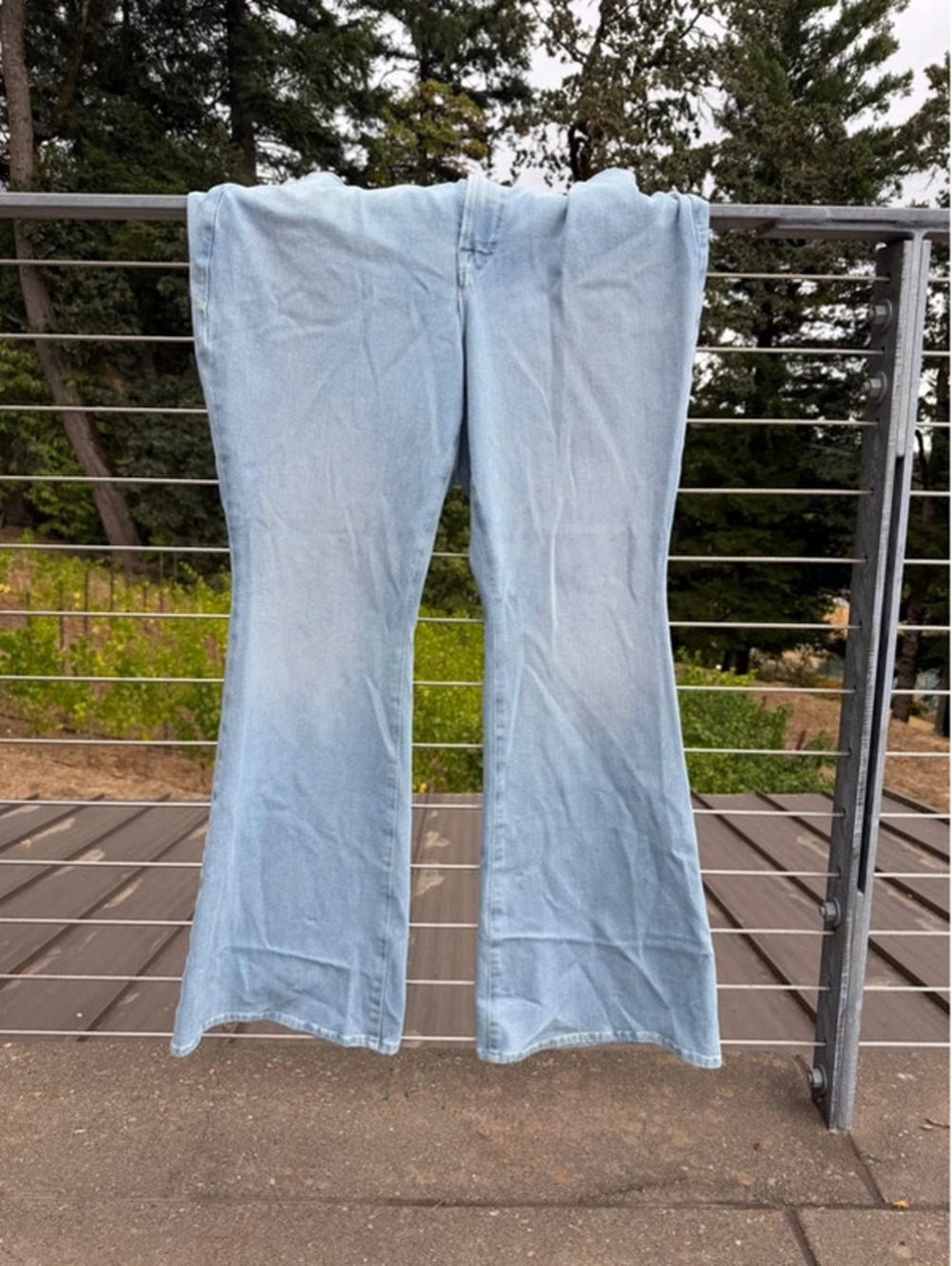 Good American Good Legs Flare size 16